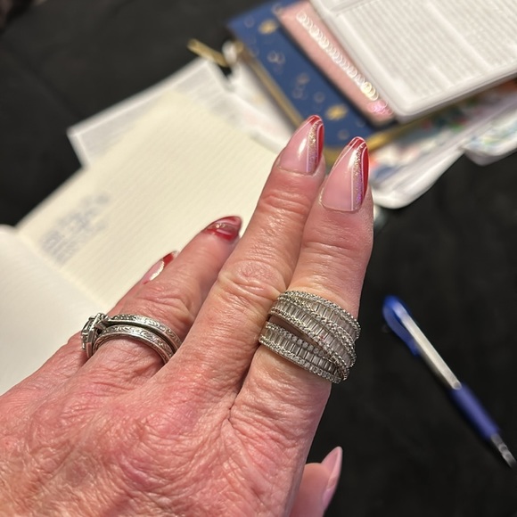 Ring - Picture 5 of 5